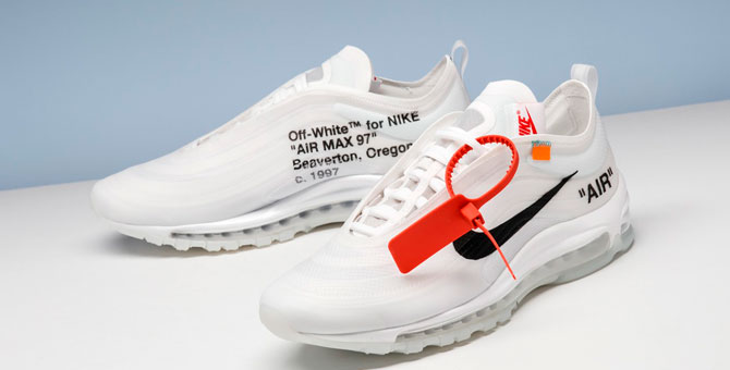 Sotheby's продает самые раритетные модели кроссовок