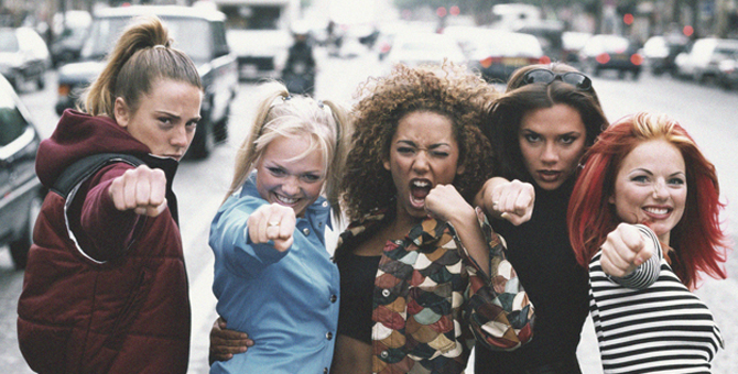 Spice Girls меняют слова песен, чтобы избежать обвинений в расизме