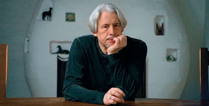 Владимир Сорокин выпустит книгу «Русские народные пословицы и поговорки»