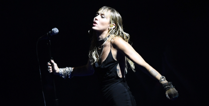 Завершилось судебное разбирательство Майли Сайрус о плагиате «We Can't Stop»