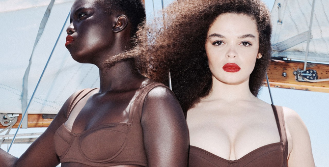 Ким Кардашьян сделала коллекцию моделирующих купальников для Skims