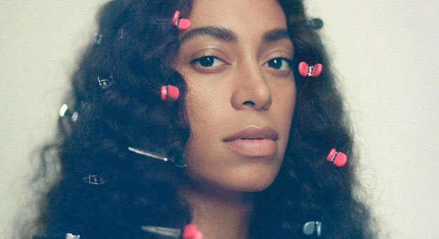 Соланж Ноулз рассказала о том, как мода помогла ей развить чувство собственного достоинства