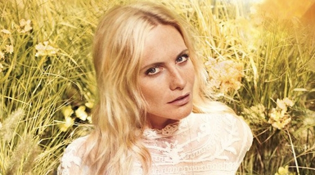 Поппи Делевинь в рекламе аромата Ghost