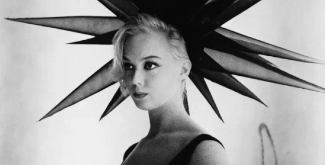 Театр имени Вахтангова готовит премьеру спектакля «Феллини. 8 ½»