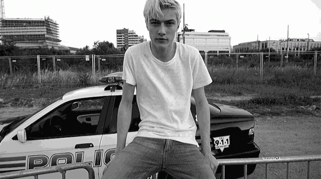 Топ-модель Лаки Блю Смит в видео Германа Ларкина