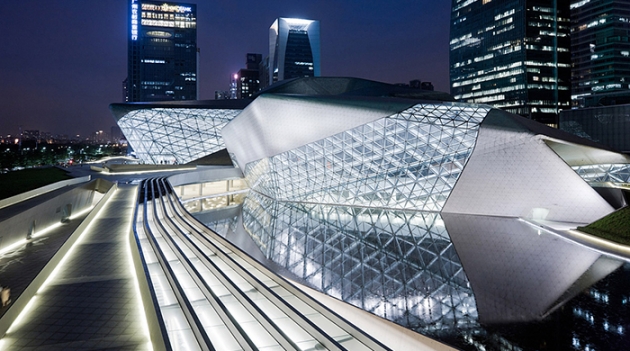 Заха Хадид получит почетную степень Лондонского университета