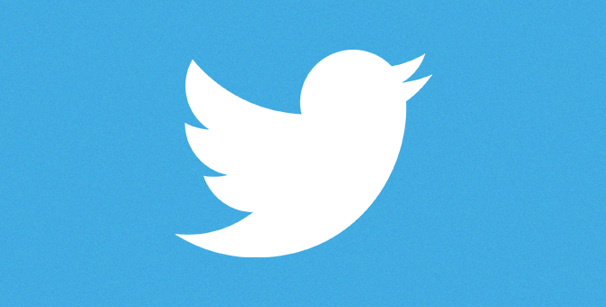 Пользователи Twitter теперь могут добавлять в ретвиты фото, видео и гифки