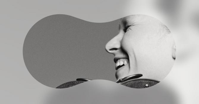 Фото дня: Анна Эверс в кампейне Alaia