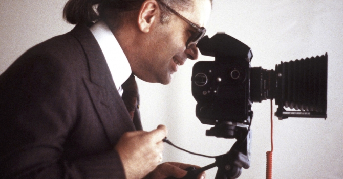 «Король моды»: Карл Лагерфельд в 10 фотографиях