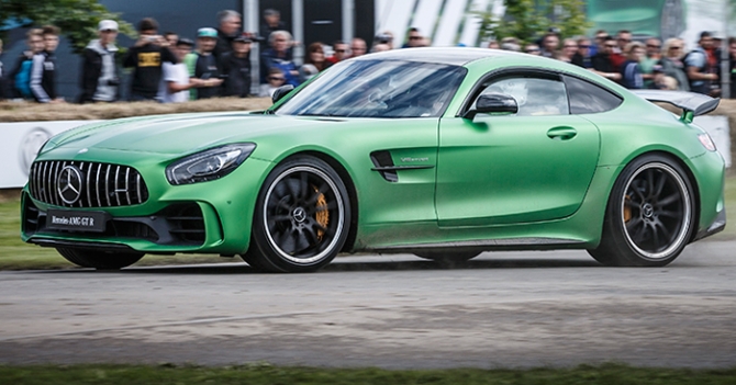 Mercedes-AMG GT R: родом из \"Зеленого ада\"