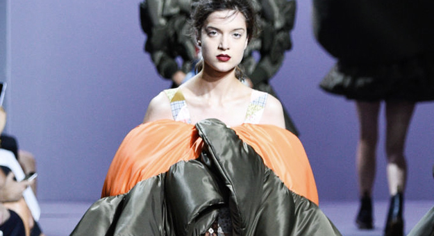 Viktor & Rolf Haute Couture, осень-зима 2017 — обзор Buro 24/7
