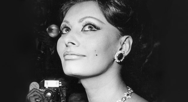 Канны: легендарные бьюти-образы с ковровой дорожки