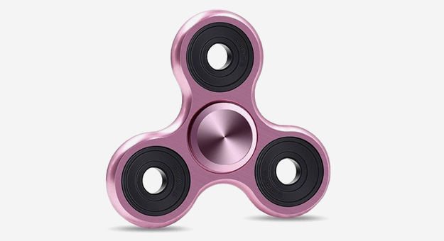 Что нужно знать о контуринге с гаджетом Fidget Spinner