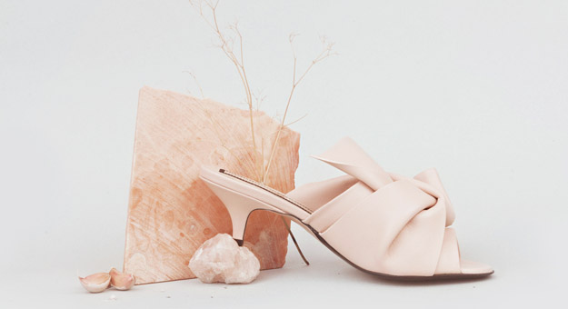 Мюли №21 — выбор Buro 24/7