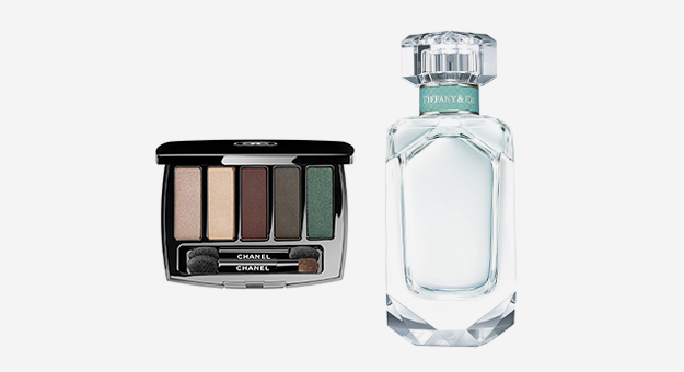 Универсальное масло для волос, палетки теней и другие новинки недели