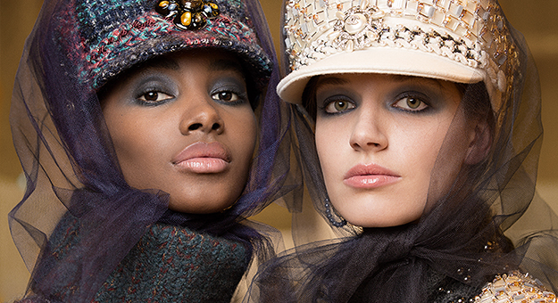 Как повторить синие смоки айс с показа Chanel Métiers d'Art