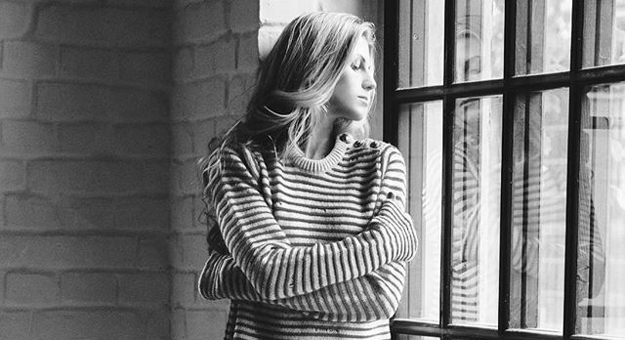 «До сих пор не купила сумку \"Биркин\". Может, я не настоящая жена футболиста?» — интервью с Натальей Игнашевич