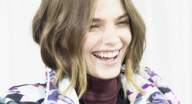 Пудра для зубов и щетка со вкусом аниса: 8 необычных средств для ухода за зубами