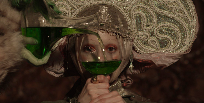 «Дочь рыбака»: посмотрите кадры из фэшн-сказки про царевну от фотохудожницы Юлдус Бахтиозиной