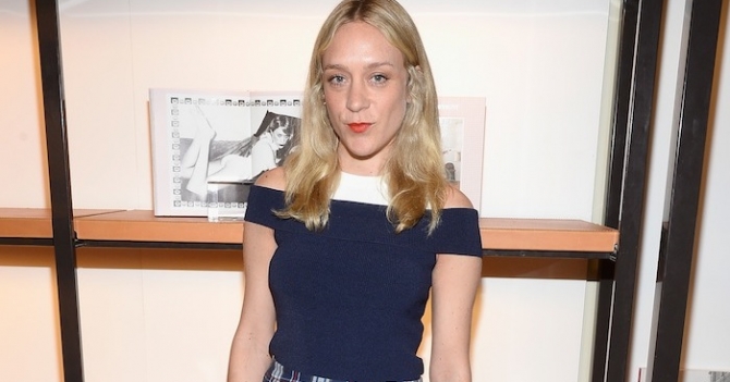 Хлоя Севиньи представила книгу о своей жизни