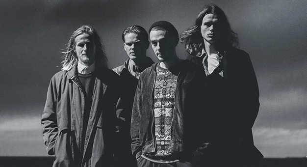 Весенний плей-лист от датской группы Blaue Blume