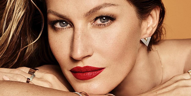 Жизель Бундхен отмечает 40-летие. Чему себя посвящает супермодель после карьеры на подиуме?