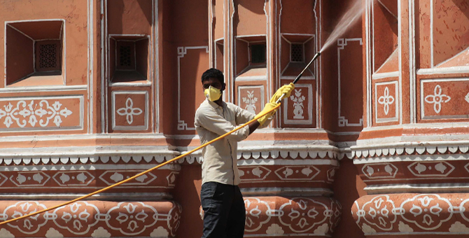 Коронавирус в Индии: как проходит карантин в джайпурском отеле, куда свезли иностранцев