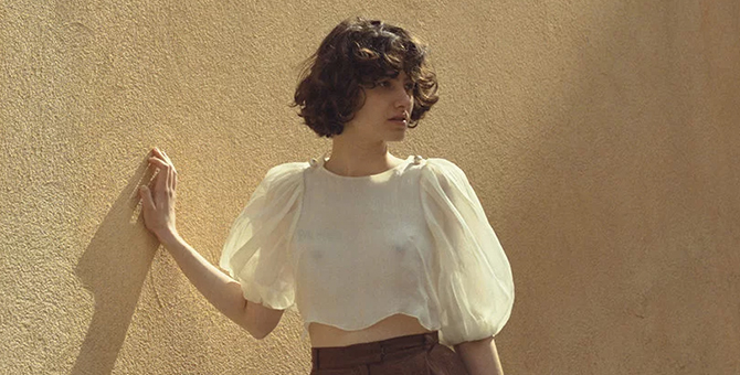 К себе нежно: 5 камерных российских марок, которые работают с шелком