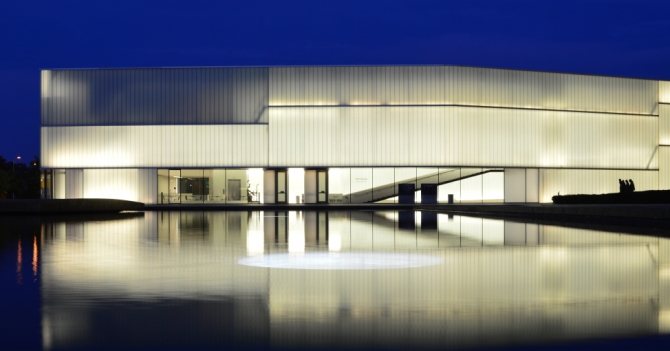 Сила света: 6 лучших примеров новой стеклянной архитектуры