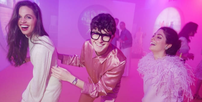 Вечеринки на курортах: вспоминаем, как знаменитости выходили в свет в прошлом году