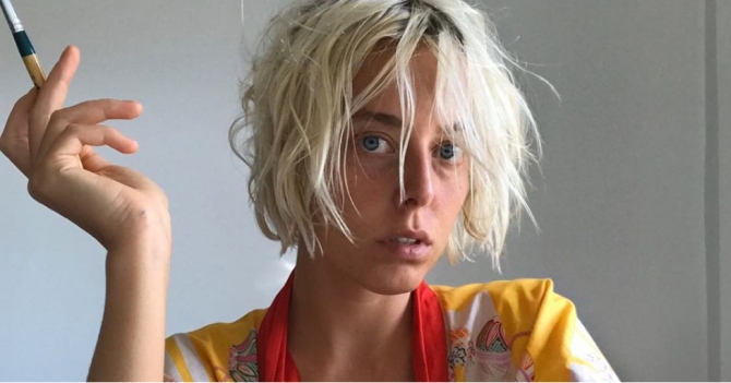 Ксения Драныш толкует сны о Павле Пепперштейне, беременности и свиньях в аквариуме