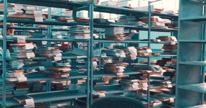 Тишина в библиотеке: BURO. гуляет по закрытой Ленинке