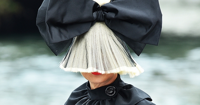 Sia выпустила новую песню