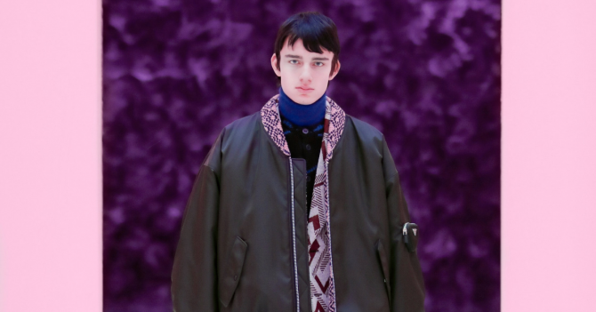 Смотрим показ мужской коллекции Prada осень-зима 2022