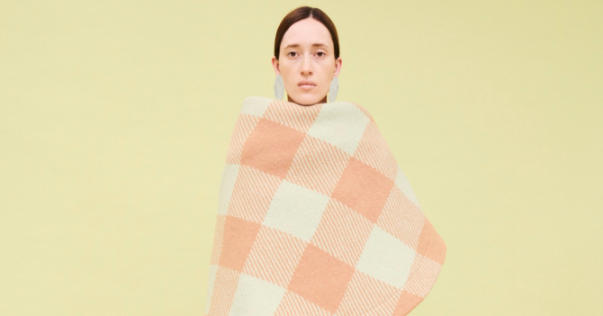 Что носить в 2022-м? Несколько идей из коллекций сезона Pre-Fall 2022