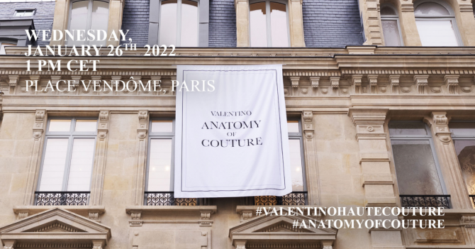 Смотрим показ кутюрной коллекции Valentino весна-лето 2022