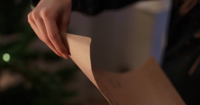 Новогодние бьюти-обещания редакции BURO.