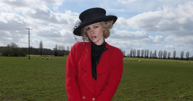 Chanel для других, Barbour для себя. В чем принцесса Диана переживает кризис в фильме «Спенсер» Пабло Ларраина