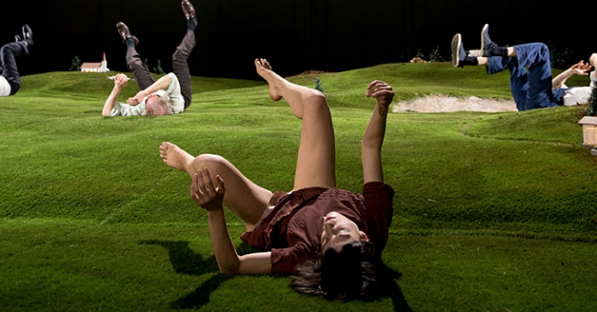 Земля людей: спектакль The Land в Москве