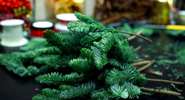 Как научиться плести рождественские венки