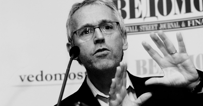 Дерк Сауэр готов купить \"Ведомости\"