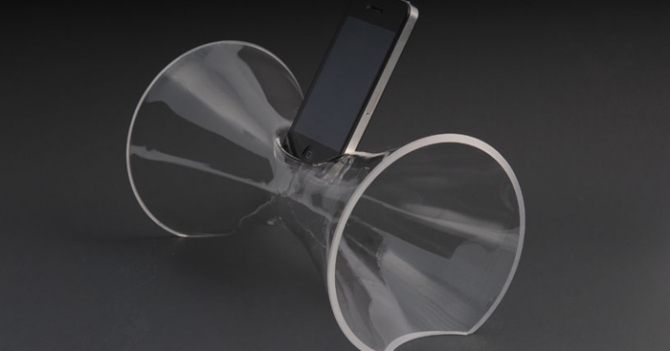 Объект желания: стеклянная аудиосистема для iPhone