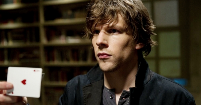 Джесси Айзенберг сыграет главного злодея в \"Бэтмене против Супермена\"