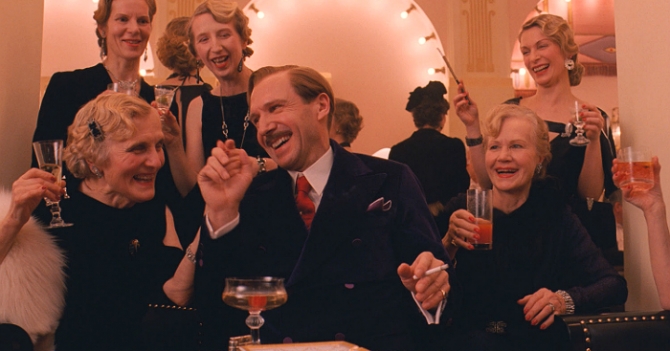 \"Отель Гранд Будапешт\" Уэса Андерсона: закулисное видео