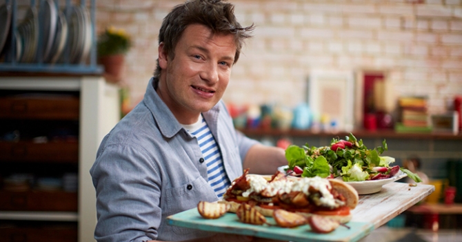 Джейми Оливер спустит свои рестораны \"на воду\"