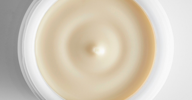 Как современная косметика перестала бороться с морщинами