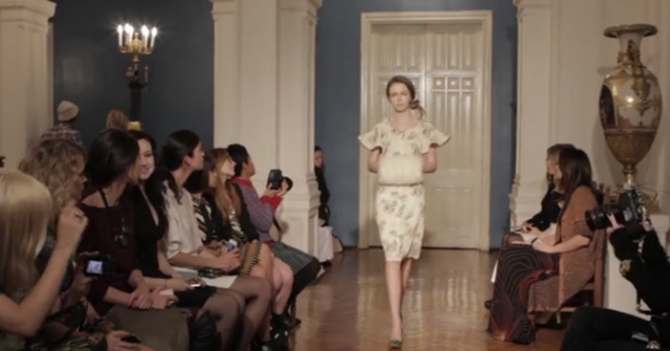 Видео: показ Vika Gazinskaya