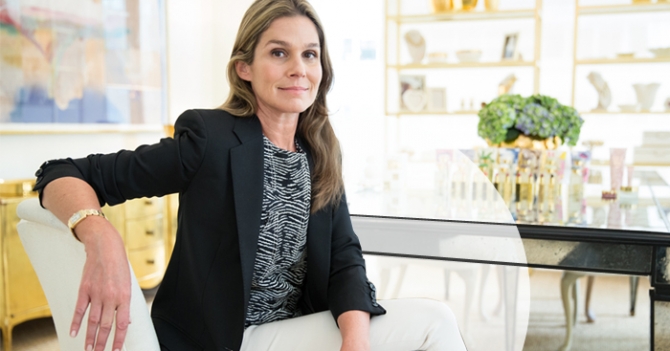 Эрин Лаудер: \"Люди видят красную помаду на подиуме — и они хотят ее, где бы они ни были\"