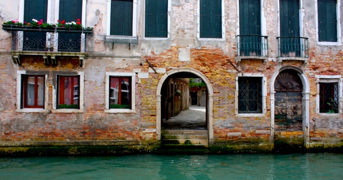 Венецианский синдром