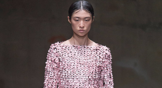 Christopher Kane, весна-лето 2018 — обзор Buro 24/7